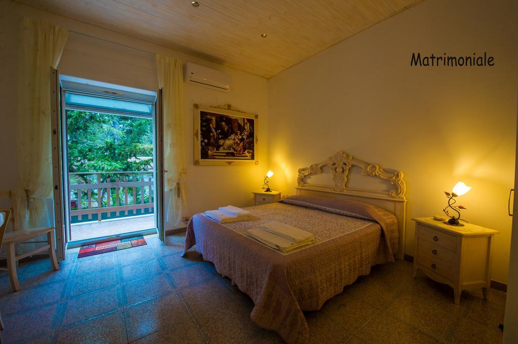 La Cutizza B&B Martina Franca Exteriör bild